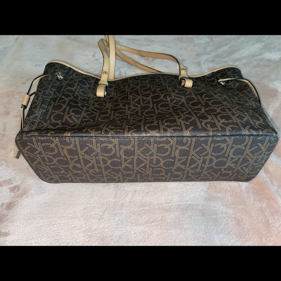 Calvin Klein Set - Picture 4 of 7